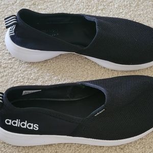 Adidas woman slip-on shoes